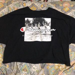 Black Champion cropped tshirt xl